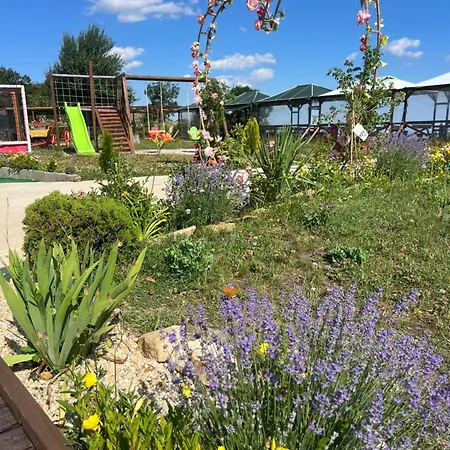 Hytte комплекс тополица -the Beautiful View *