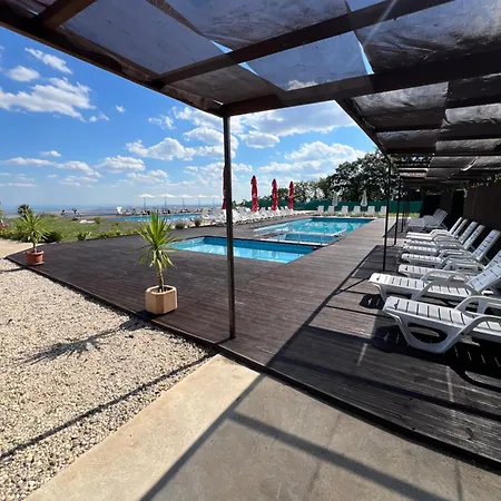 Hytte комплекс тополица -the Beautiful View Aytos